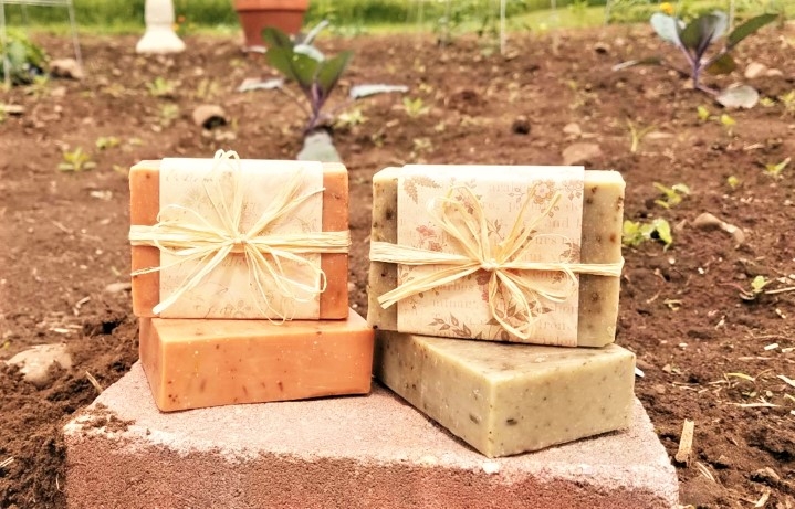 Lavender Gardener’s Goat Milk Soap Bars-0